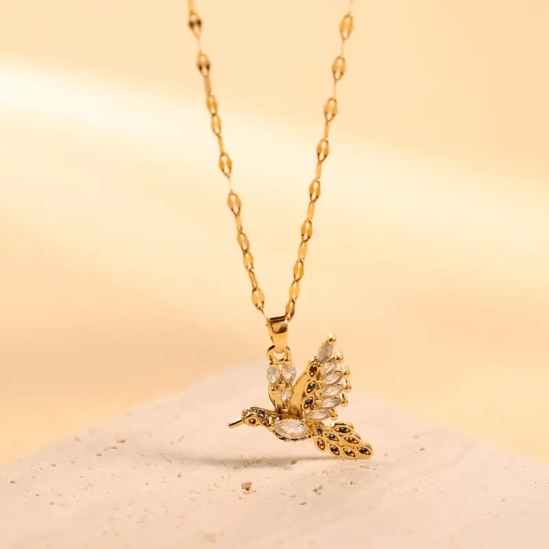 Chic Animal-Themed Colorful Hummingbird Pendant Necklace, Ideal for Daily Wear and Gift Giving - White with Cubic Zirconia, Beauty, Fashion