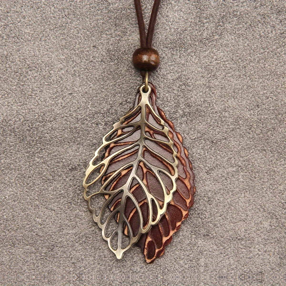 Boho-Chic Vintage Faux Leather & Alloy Leaf Pendant Necklace - Perfect Gift for Parents, Teachers