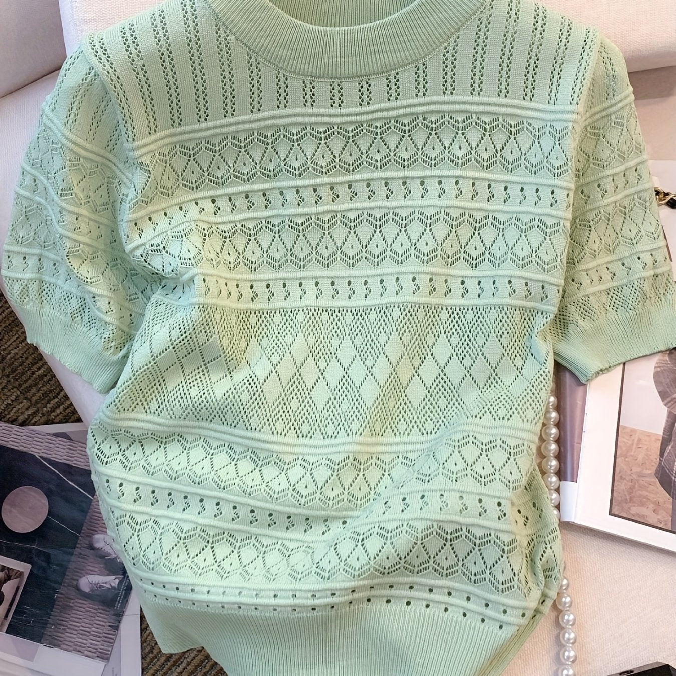 Lightweight And Breathable Short-Sleeve Knitted Top for Women, Perfect for Casual Wear And Flattering Fit, a Summer Essential Pullover.