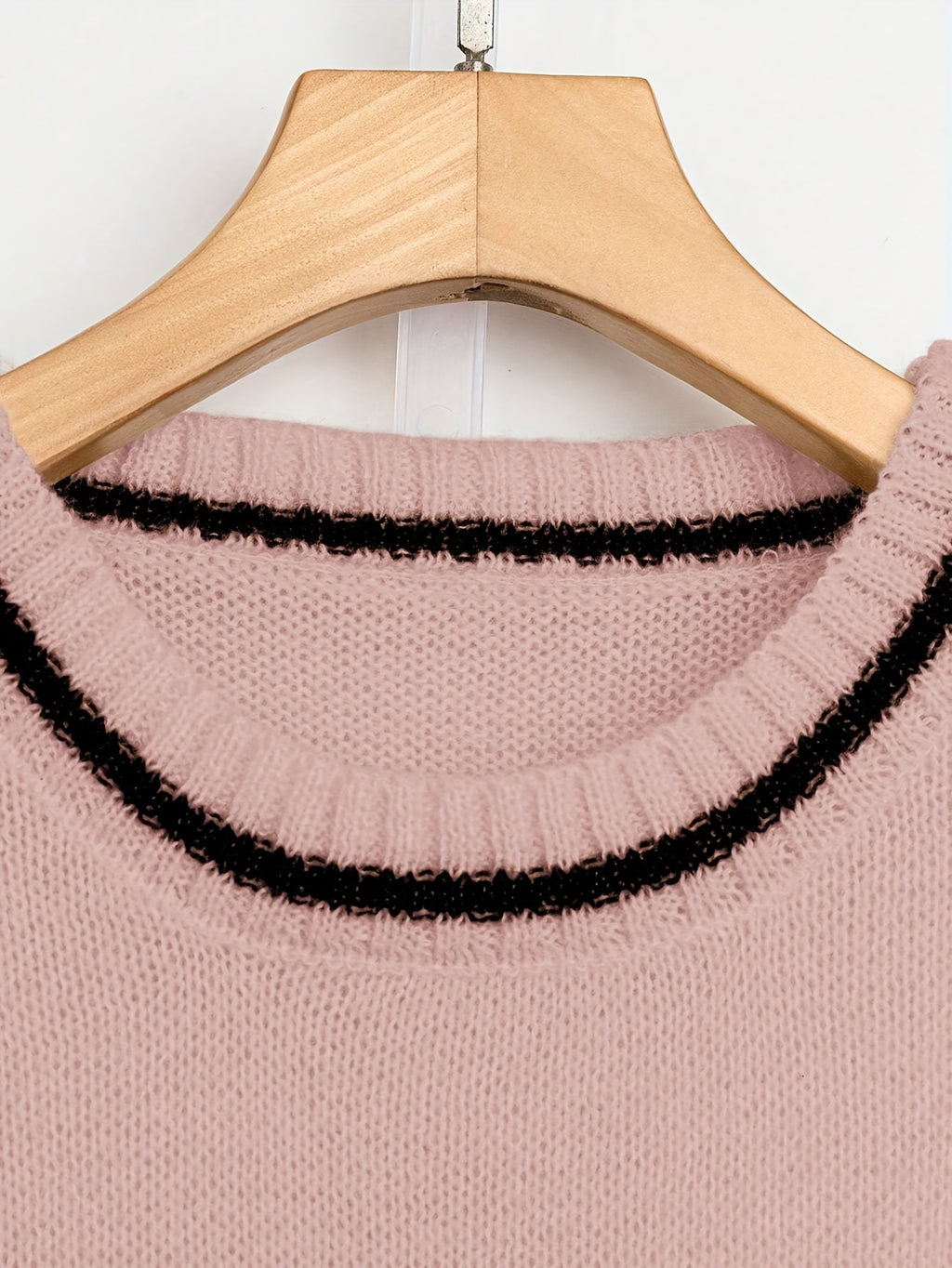 Chic Pink Knit Sweater with Bow Detail - Casual Crew Neck, Beaded Accents, Ribbed Cuffs & Hem, All-Season Women'S Fashion Top, Stylish Layering Piece | Bow Detail Top | Knitted Textur