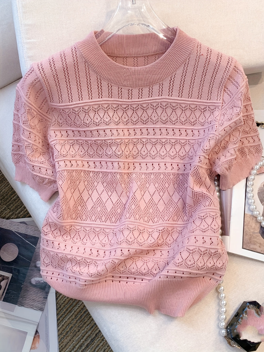 Lightweight And Breathable Short-Sleeve Knitted Top for Women, Perfect for Casual Wear And Flattering Fit, a Summer Essential Pullover.